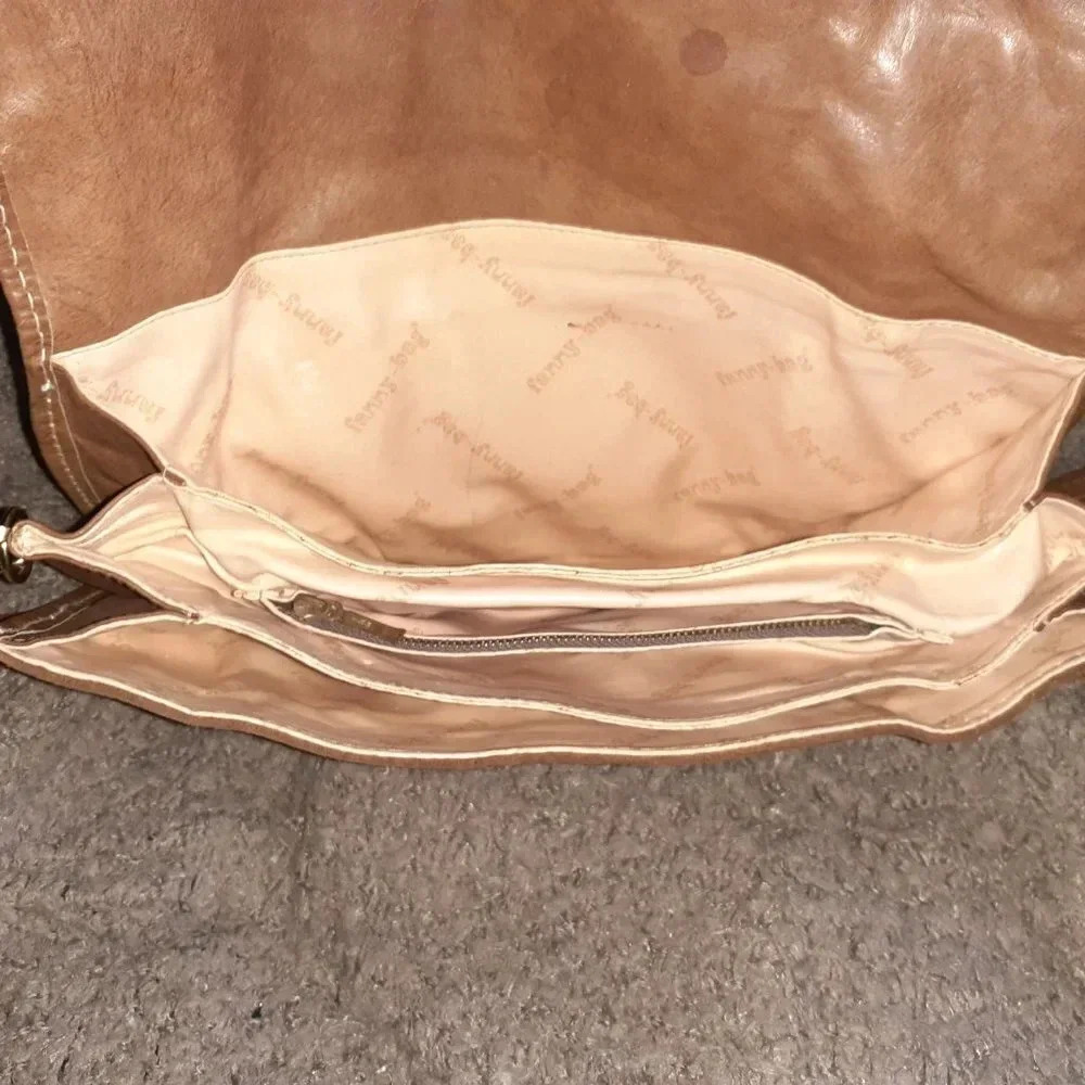 VINTAGE 1970'S-FANNY-BAG BRAND-Brown Suede Shoulder Bag-Very Good - Picture 6 of 8